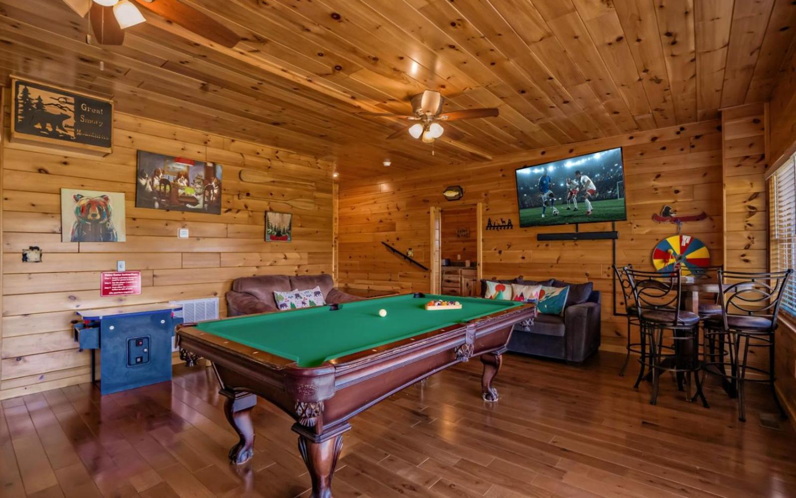 Beartastic Mountain View Lodge ガトリンバーグ エクステリア 写真