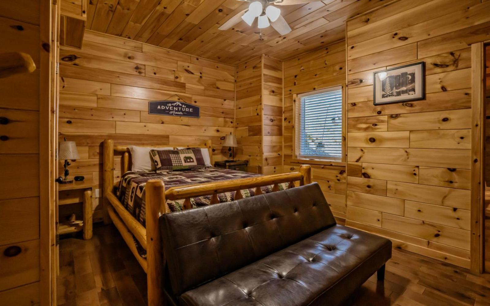 Beartastic Mountain View Lodge ガトリンバーグ エクステリア 写真
