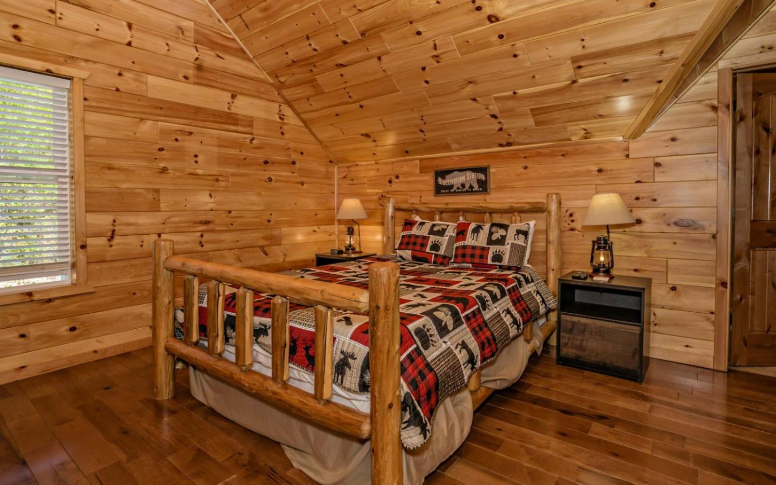 Beartastic Mountain View Lodge ガトリンバーグ エクステリア 写真