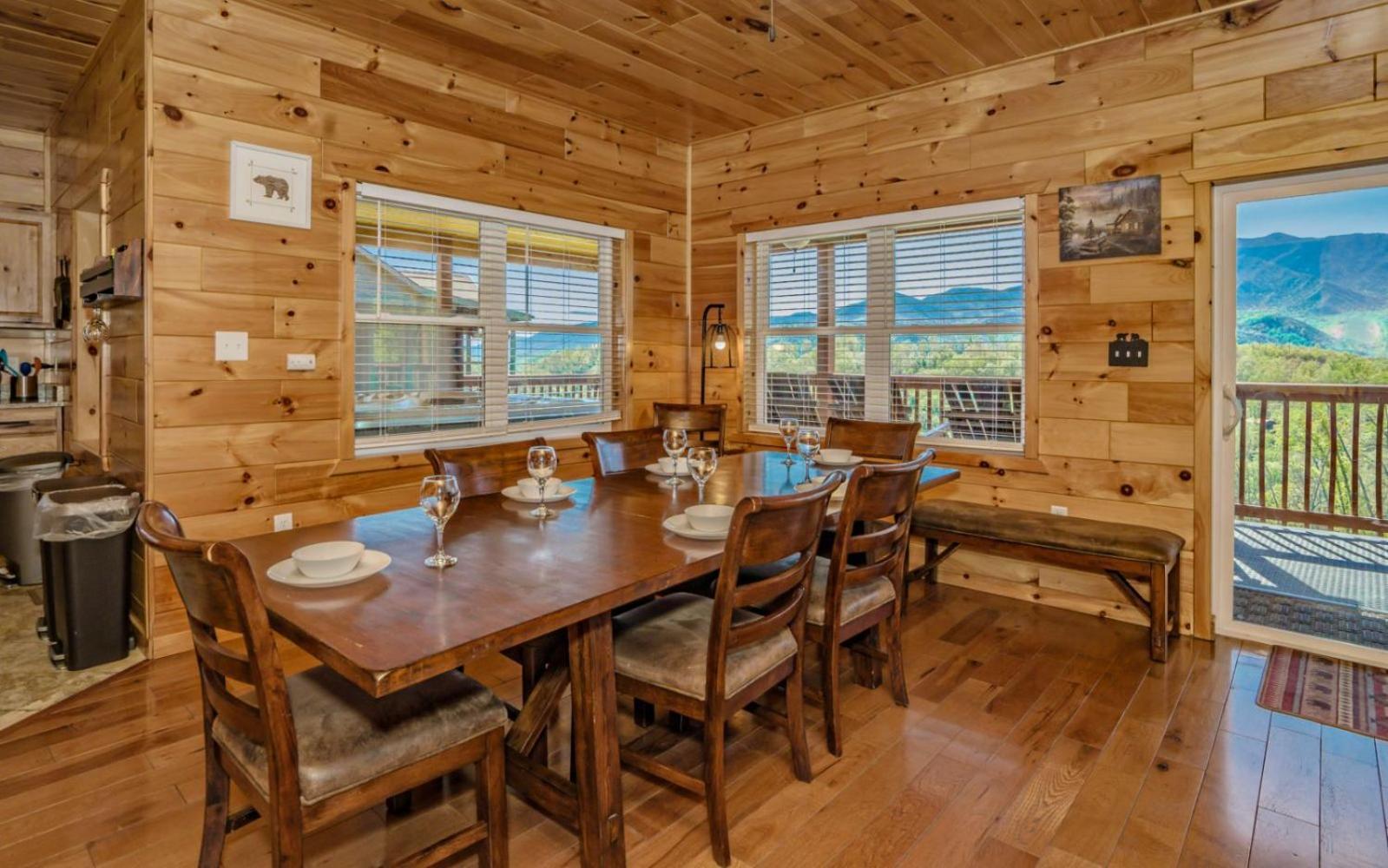 Beartastic Mountain View Lodge ガトリンバーグ エクステリア 写真