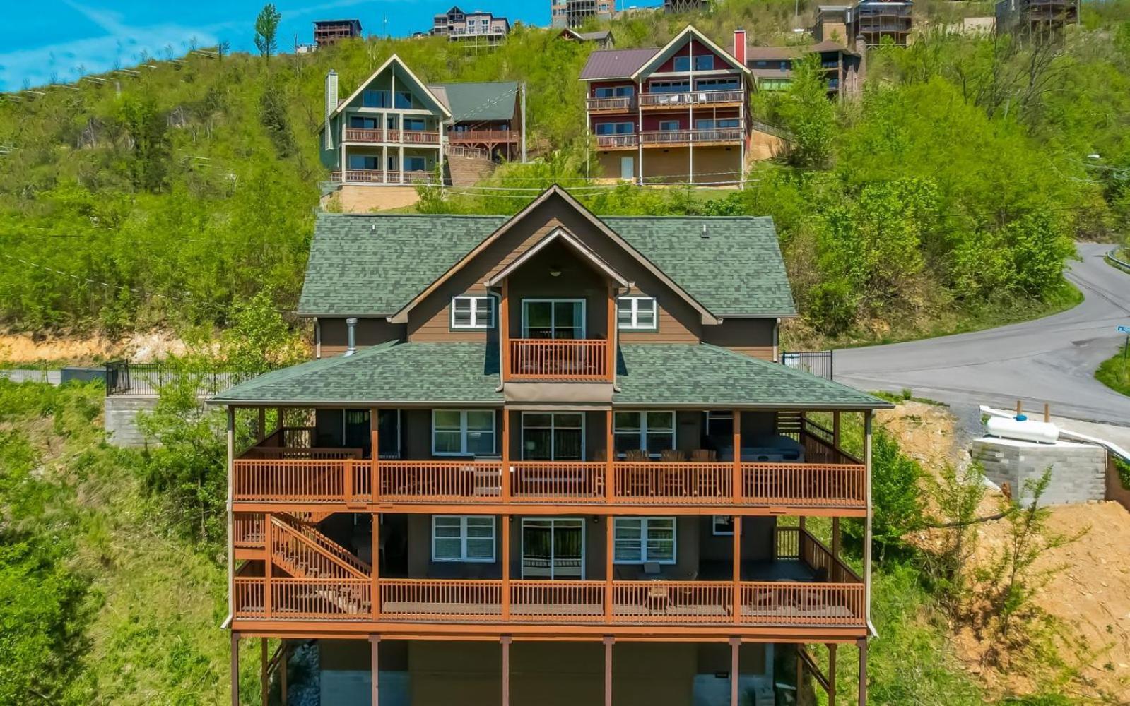 Beartastic Mountain View Lodge ガトリンバーグ エクステリア 写真